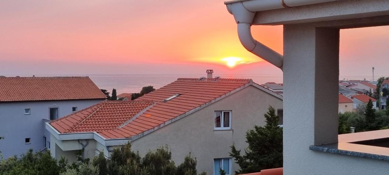 Florena Novalja Exteriör bild