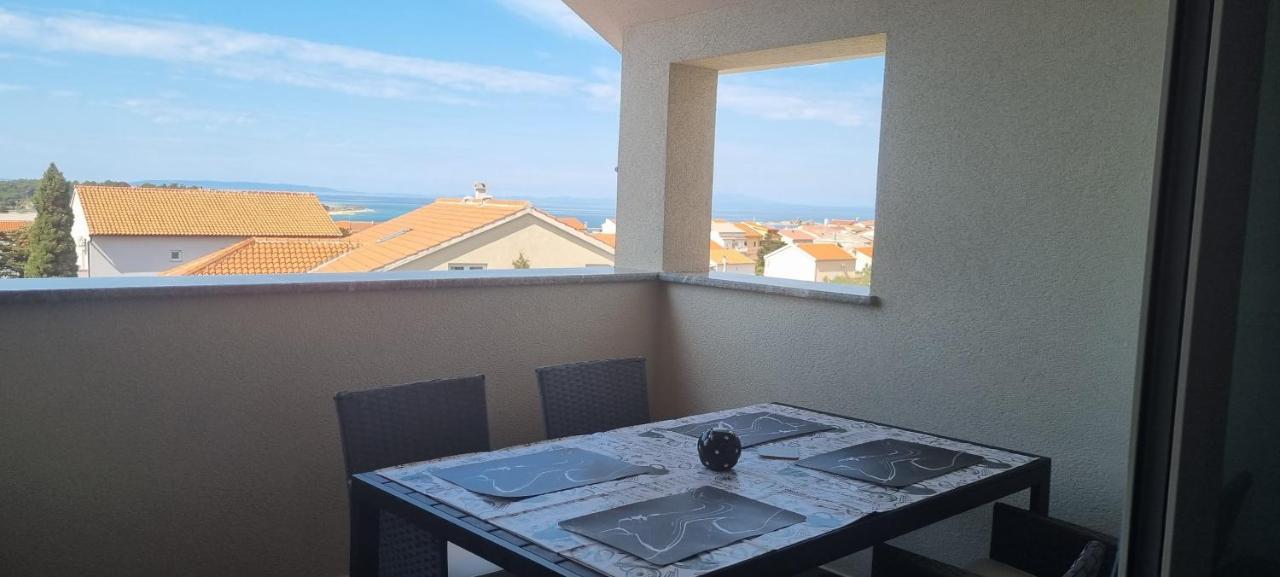Florena Novalja Exteriör bild